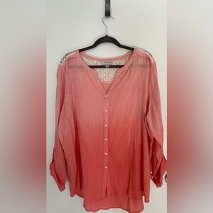 Size 18/20 button up blouse from Avenue